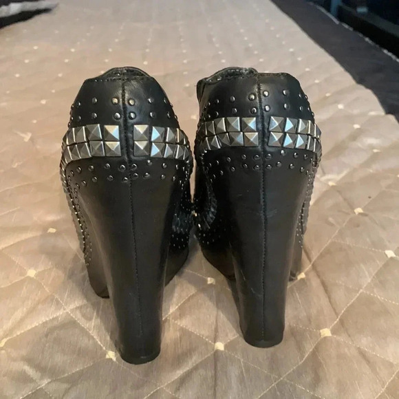 Sam Edelman Black wedge woman’s shoe - Picture 3 of 5